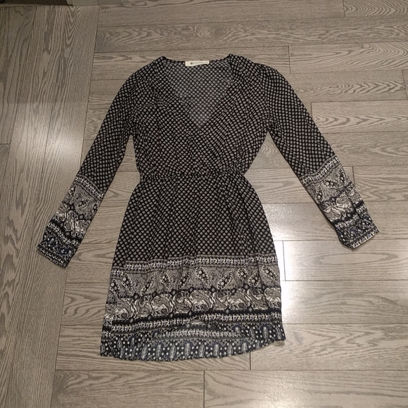 Beautiful dress by the impeccable pig🌟 - Picture 1 of 15